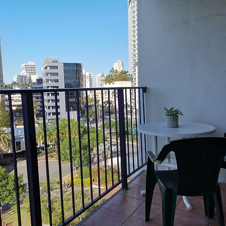 Condor Apartments By Gold Coast Premium Экстерьер фото